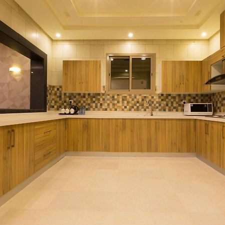 Ayam Lilian Aparthotel Buraidah Esterno foto