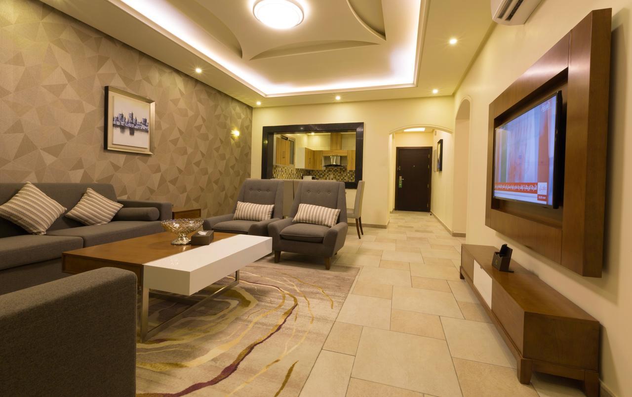 Ayam Lilian Aparthotel Buraidah Esterno foto
