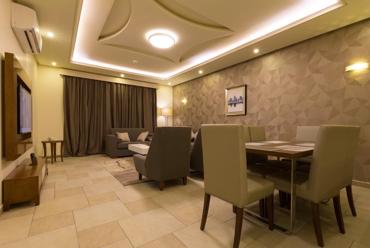 Ayam Lilian Aparthotel Buraidah Esterno foto